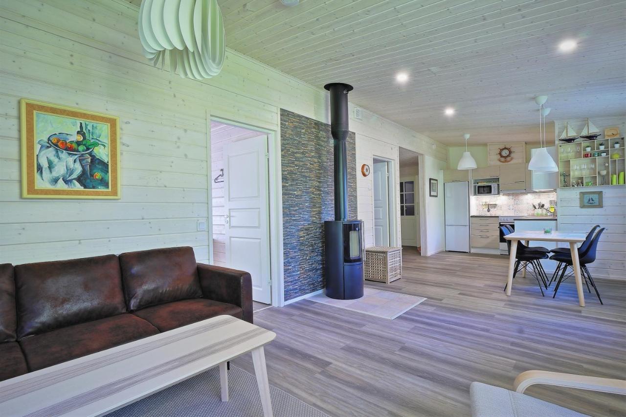 Villa Maria Cottages Jaala Exteriér fotografie