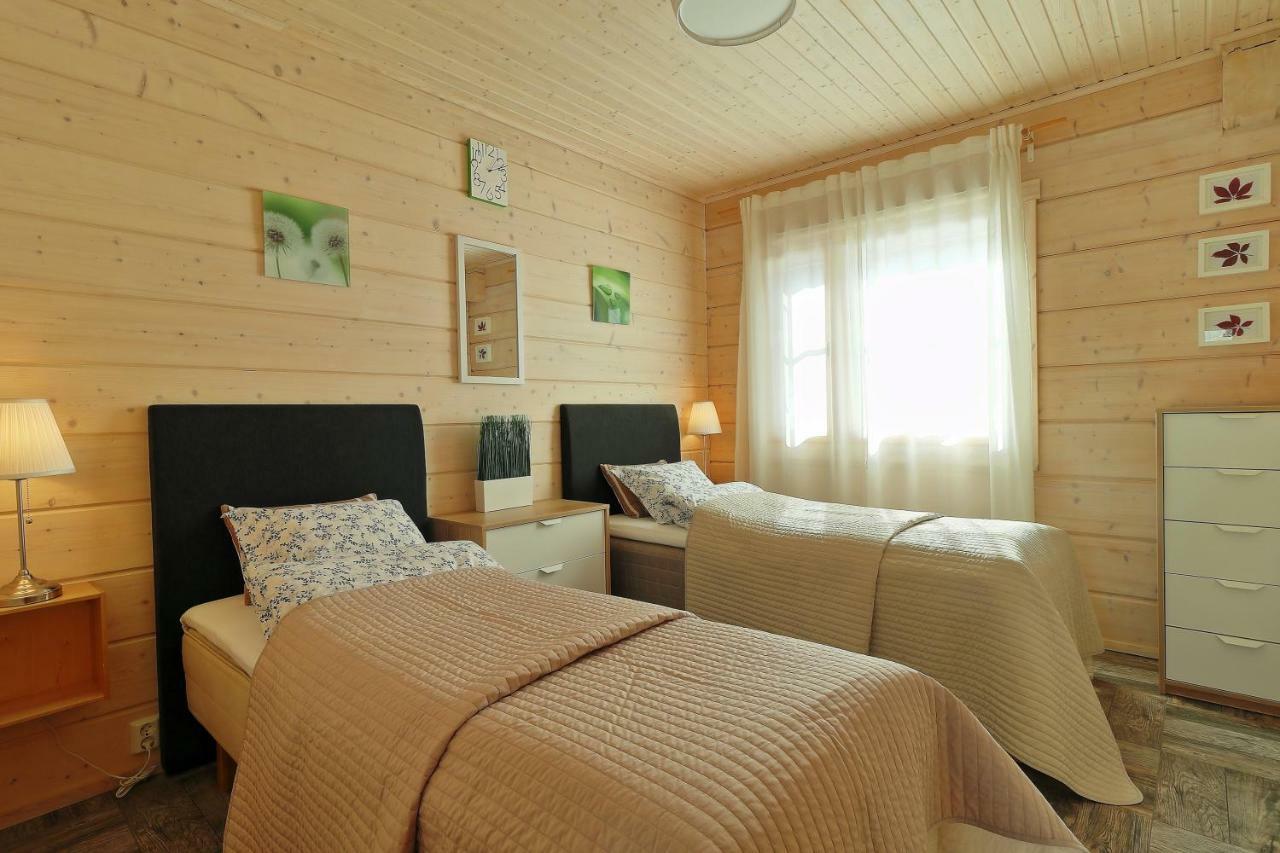 Villa Maria Cottages Jaala Exteriér fotografie